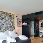  foto van 301 Luxury Room
