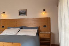 Camera matrimoniale con balcone