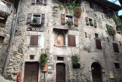 17DBAAAD-69D8-480F-94FC-9ABC5C0C15D7