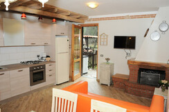 Soggiorno con vista sul giardino