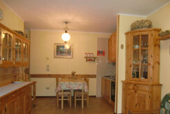 App Belvedere: soggiorno con zona pranzo