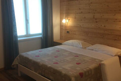 STANZA 1 APPARTAMENTO LARICE