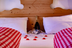 Albergo centrale canazei pensiero romantico spuman