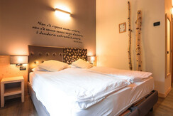 camera doppia superior