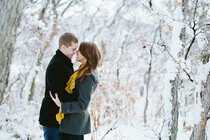 4-winter-engagement-photo-ideas
