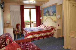 Hotel Almazzago - Family room Hotel