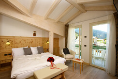 3V0J3237-jpg_1588085434