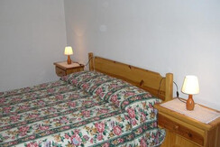 Stanza matrimoniale appartamenti  Pegolotti Peio