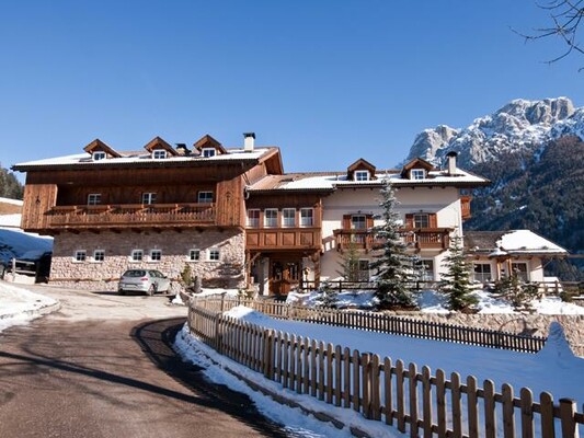 Hotel Arnica - Soraga - Val di Fassa - Inverno