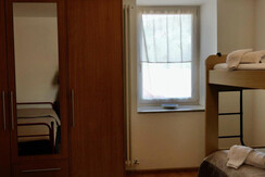 7EE938A4-0121-4D7C-8EF4-C9639B17893D_1_105_c