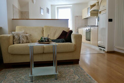 9E0664FC-B250-425F-9884-DF62B688ACC9_1_105_c