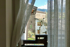 88F47112-0361-403C-99E6-F89D7F610328_1_105_c