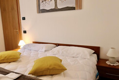 53354D2D-5842-4C49-B018-BEC253345EBC_1_105_c