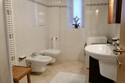 74945B6D-9C33-4C53-88A5-C0EFA745EA18_1_105_c