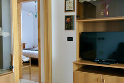 3873C1ED-2FB9-4C4D-A66C-DB651EAE53FD_1_105_c