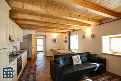 20150413_micheletti-2910_logo