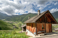 Vista-del-bortol-chalet-baita-valdirabbi-trentino-