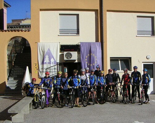 bikers group at OSTELLO BENACUS