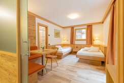 Berghotel Miramonti camera family