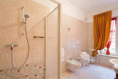 Juliette, Dalinette 2-min