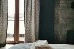 21683884-857D-420B-9C99-81B457606288