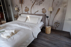 9726BEE2-E195-419E-A7A2-19A52584A9EA