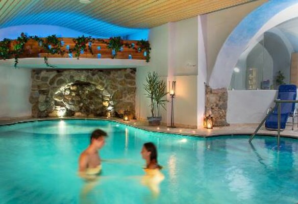 piscina-cavallino-bianco ritagliata