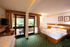 camera tripla su piano unico