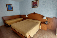 CAMERA MATRIM + LETTO