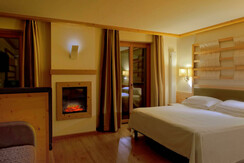 CAMERA CON CAMINETTO