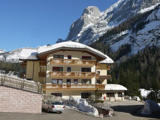 Dolomites Inn - Penia di Canazei - Val di Fassa