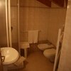  foto van Vierpersoonskamer, douche, WC