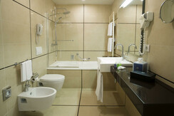 Du Lac et Du Parc Grand Resort -Premier Suite 04