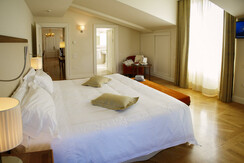 Du Lac et Du Parc Grand Resort -Romantic Suite 02