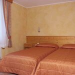  Photo of Double room + 1 bed