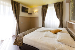 Hotel-Serena-PRINT-39