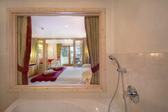 Junior Suite Rosa Alpina Deluxe (2)