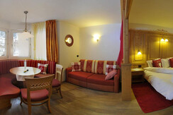 junior_suite_rododendro_hotel_alba_canazei