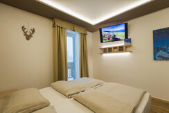 MAUROMARIOTTI2017_RIC4466