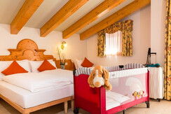 Bonapace camera famiglia