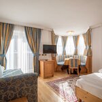  Photo of Family room BB