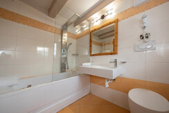 Suite Sassolungo bagno 2