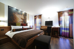 Hotel Isolabella Art Room