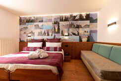 Hotel Isolabella Art Room