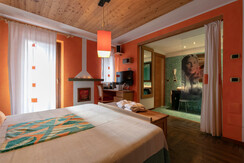 Hotel Isolabella Music Room