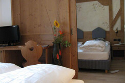 Vacanze famiglia trentino bessere val di fiemme   