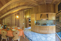 14.4-Mas-de-la-Bolp-Mountain-Chalet-Val-di-Rabbi-T