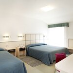  Photo of Three-bedded-room with balkony