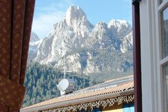 Hotel-Nes-Crepes-Pozza-di-Fassa-family3