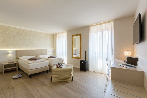 Superior Room - Hotel Pace Arco - Garda Trentino